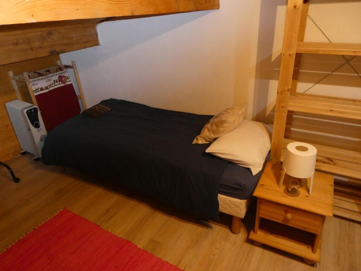 Central Hostel Châtel Eksteriør bilde