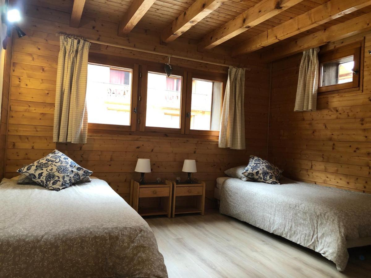 Central Hostel Châtel Eksteriør bilde