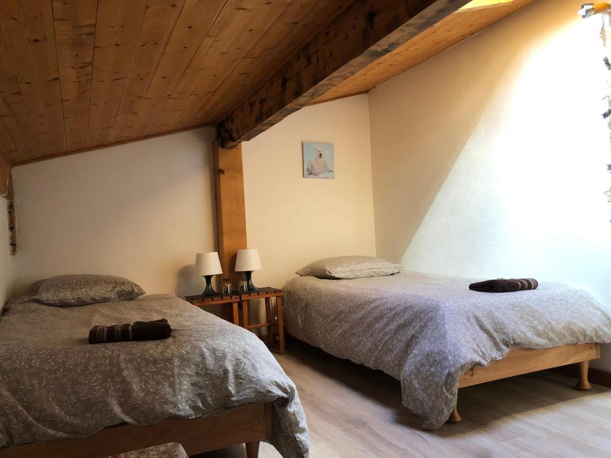 Central Hostel Châtel Eksteriør bilde