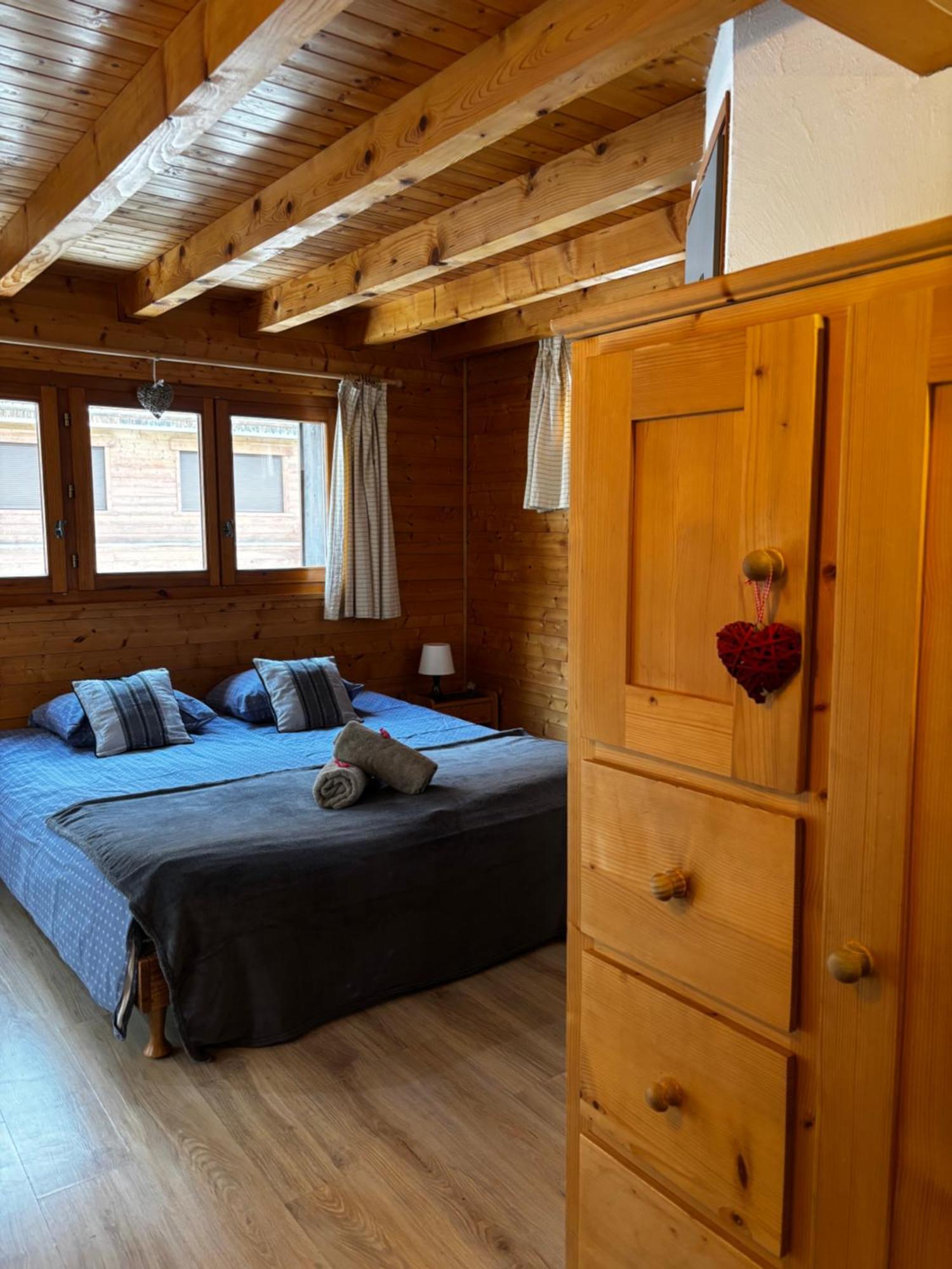 Central Hostel Châtel Eksteriør bilde