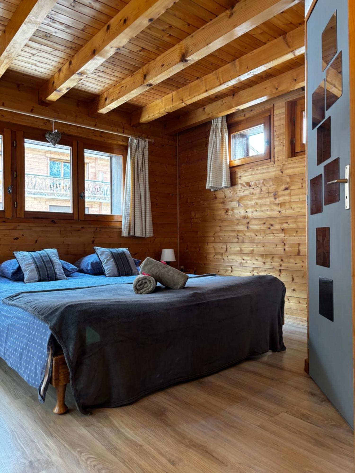 Central Hostel Châtel Eksteriør bilde