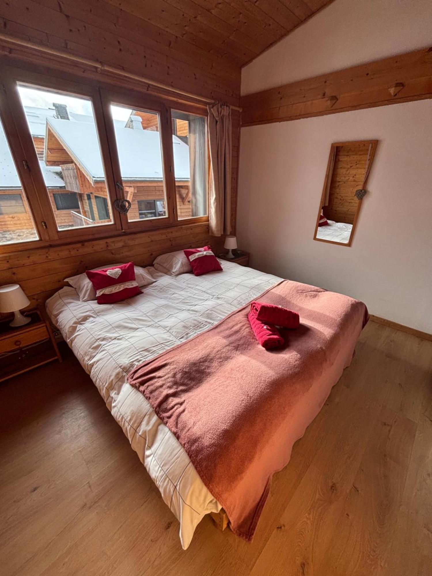 Central Hostel Châtel Eksteriør bilde