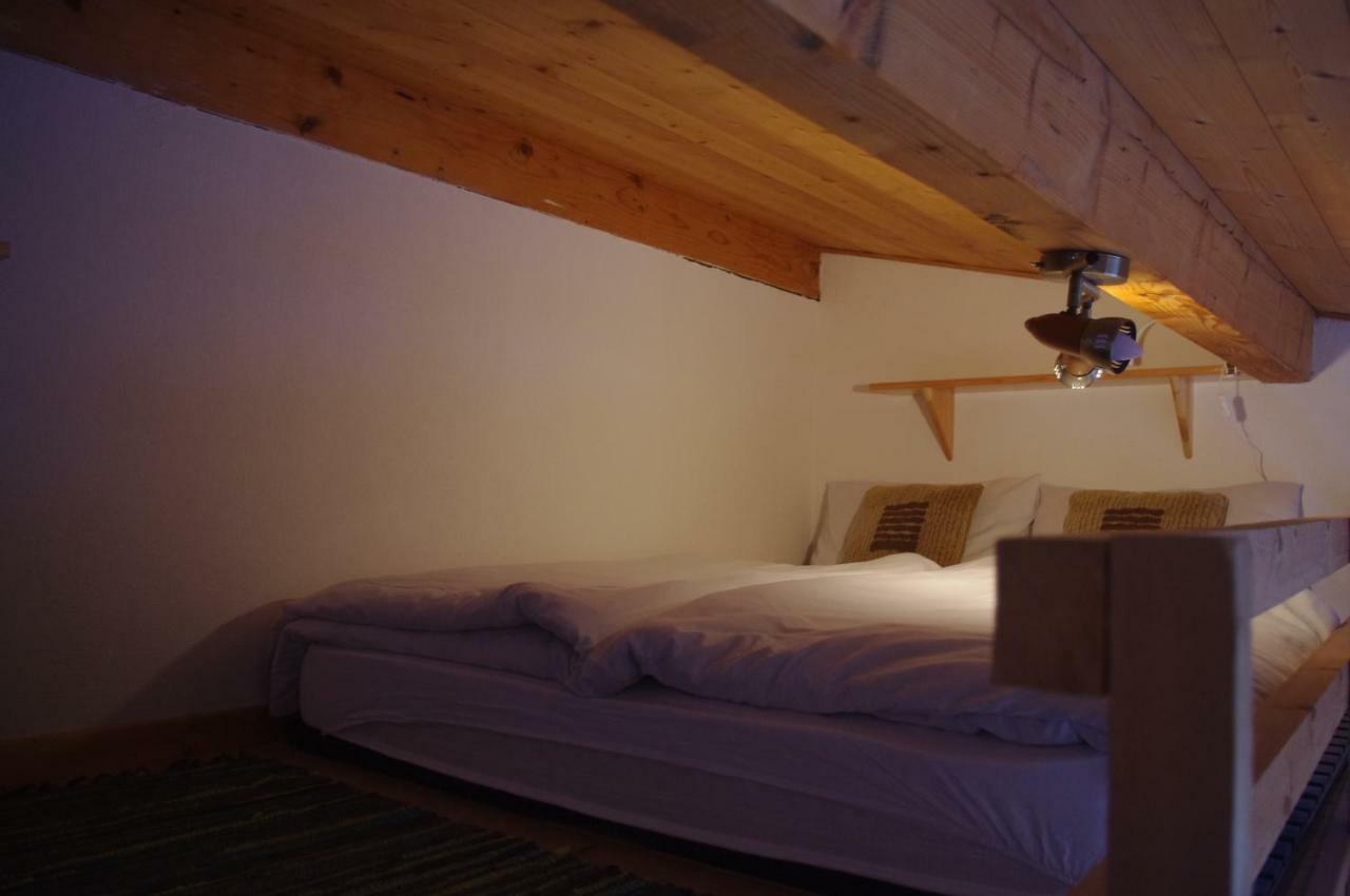 Central Hostel Châtel Eksteriør bilde